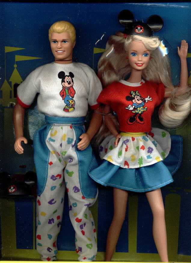 DISNEY WEEKEND BARBIE & KEN DELUXE #10724GS.jpg (80366 bytes)